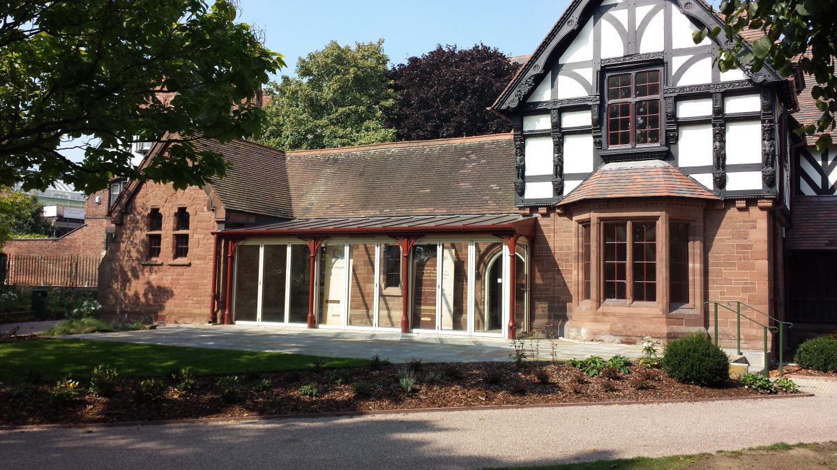 A photograph of cast iron columns and structural framework at the Park Keeper's Lodge, Chester by Calibre Metalwork..
